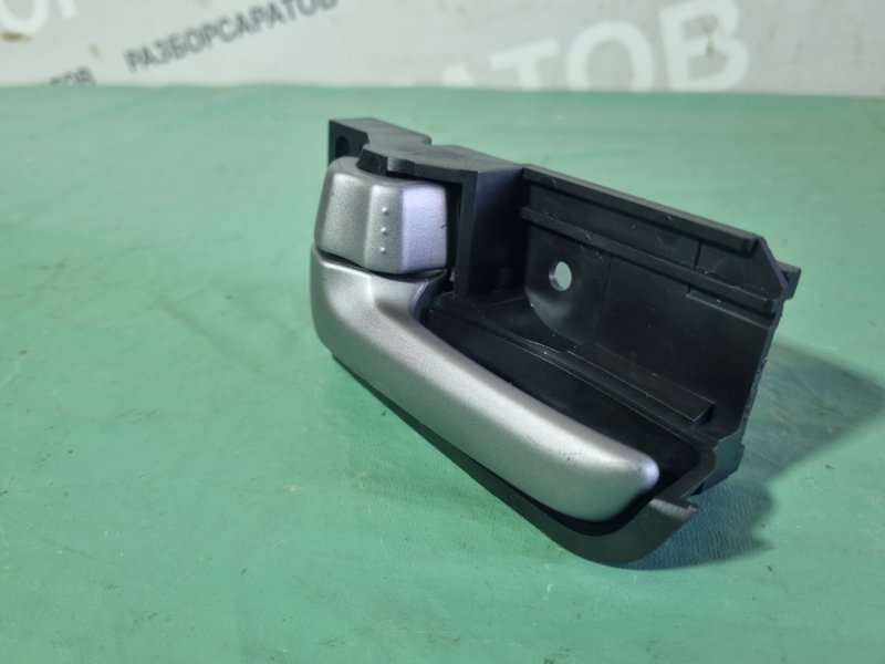 Ручка двери внутренняя Suzuki Swift 2010