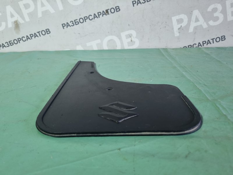 Брызговик Suzuki Swift 2010