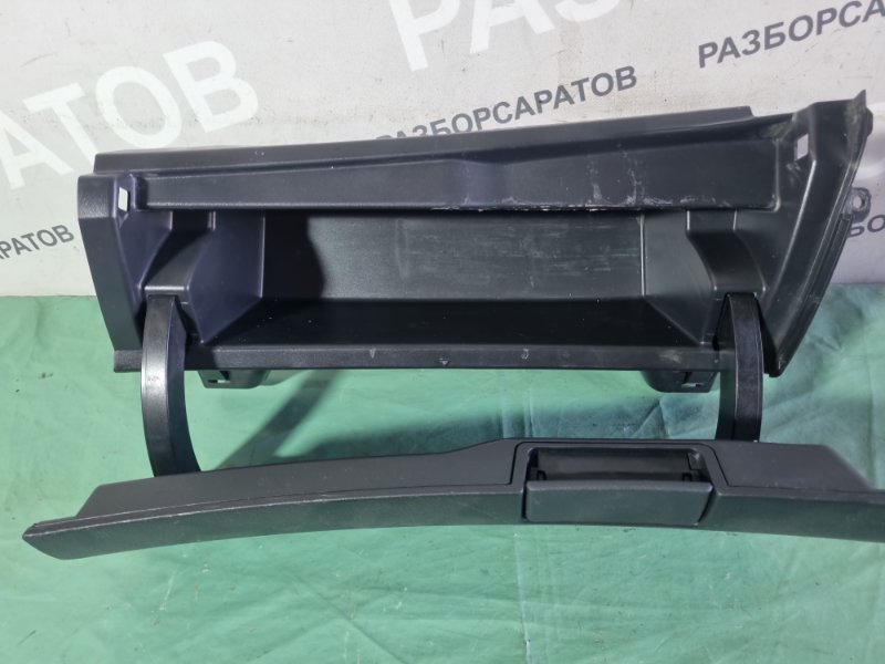 Бардачок Toyota Corolla 2008 седан