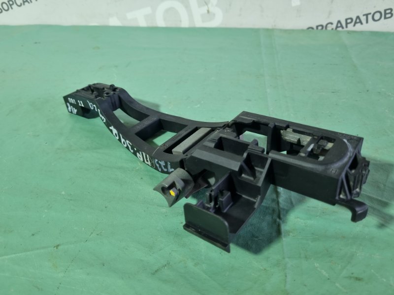 Кронштейн ручки двери наружной Ford Kuga 2009