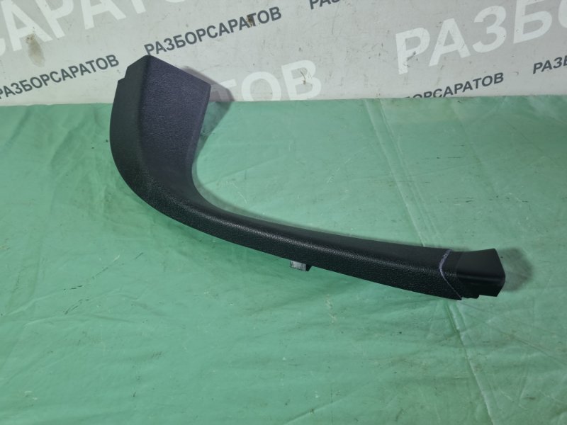 Накладка крышки багажника Ford Kuga 2009
