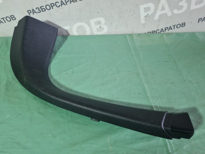 Накладка крышки багажника Ford Kuga 2009