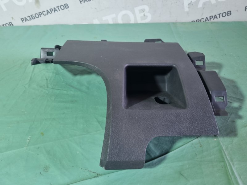 Накладка торпедо Ford Kuga 2009