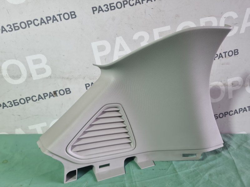 Накладка стойки Ford Kuga 2009