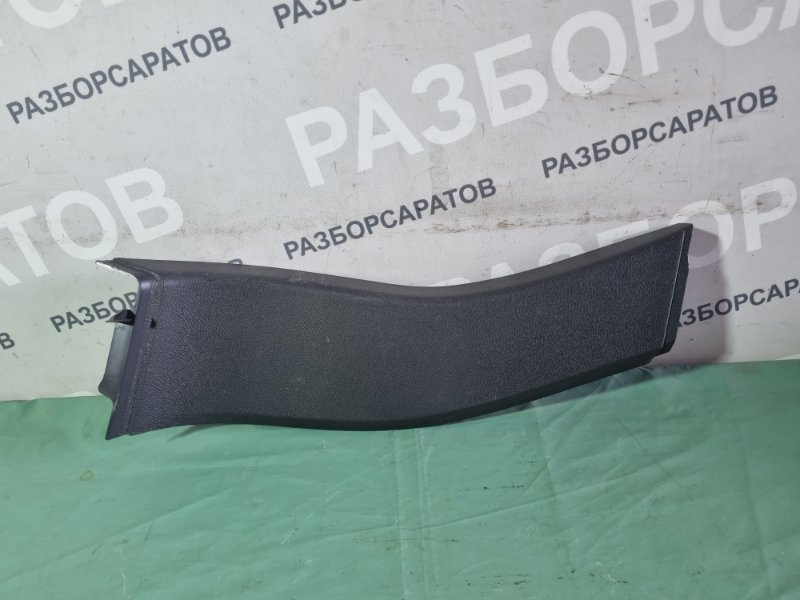 Обшивка двери багажника Ford Kuga 2009