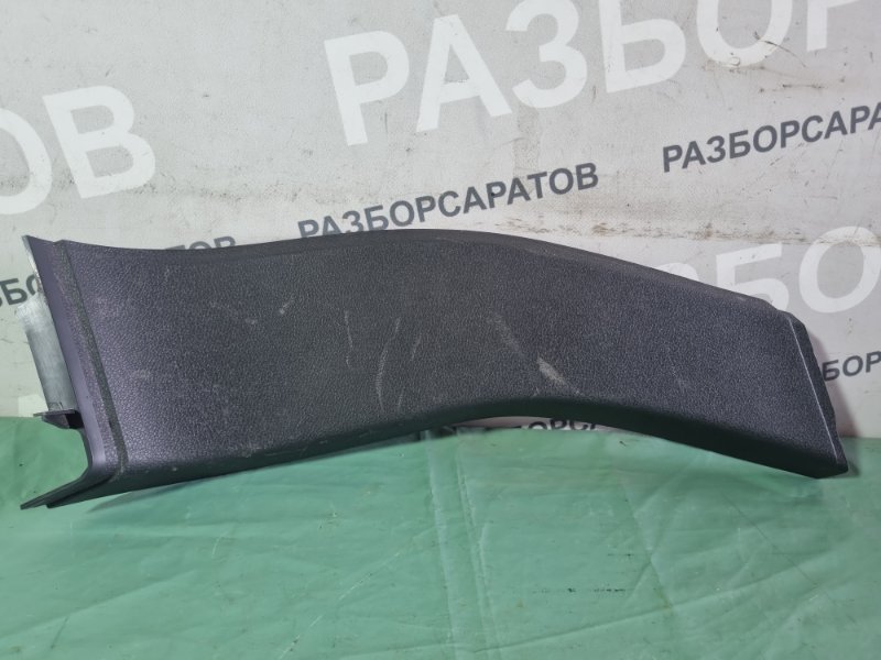 Обшивка двери багажника Ford Kuga 2009