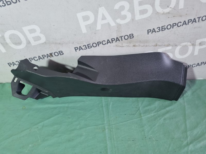 Накладка порогa Ford Kuga 2009