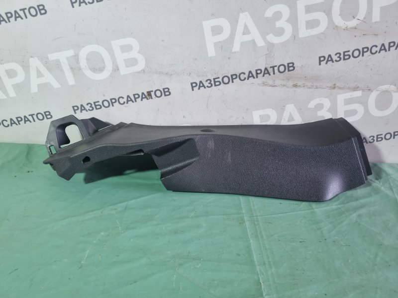 Накладка порогa Ford Kuga 2009