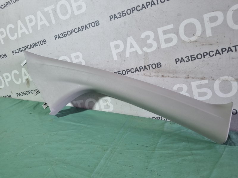 Обшивка стойки Ford Kuga 2009