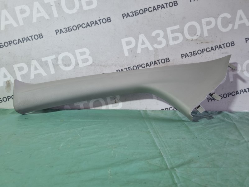 Обшивка стойки Ford Kuga 2009