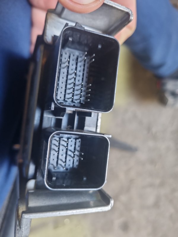 Блок SRS Ford Kuga 2008
