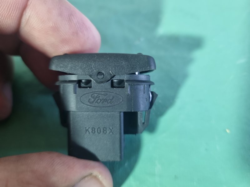 Кнопка стеклоподъемника Ford Kuga 2008