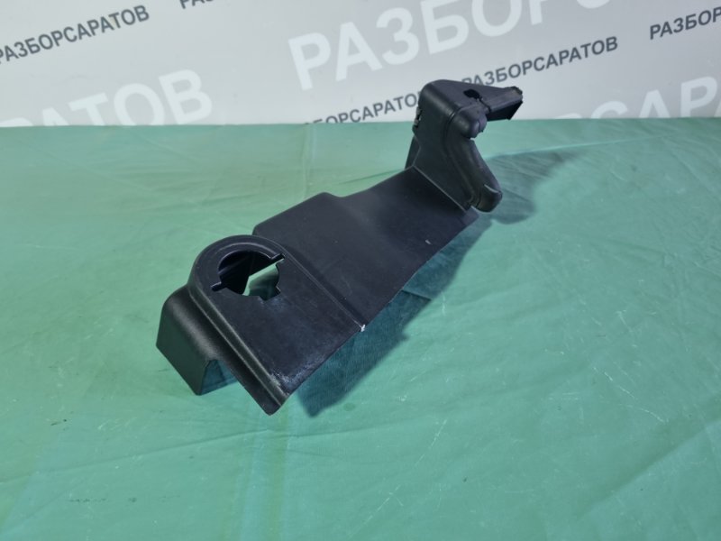Накладка петли капота Ford Kuga 2008