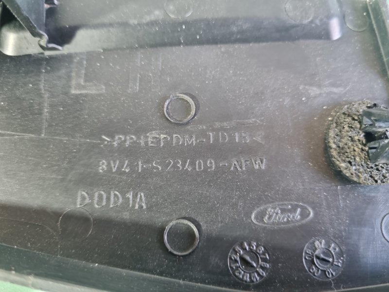 Накладка зеркала внутренняя Ford Kuga 2008