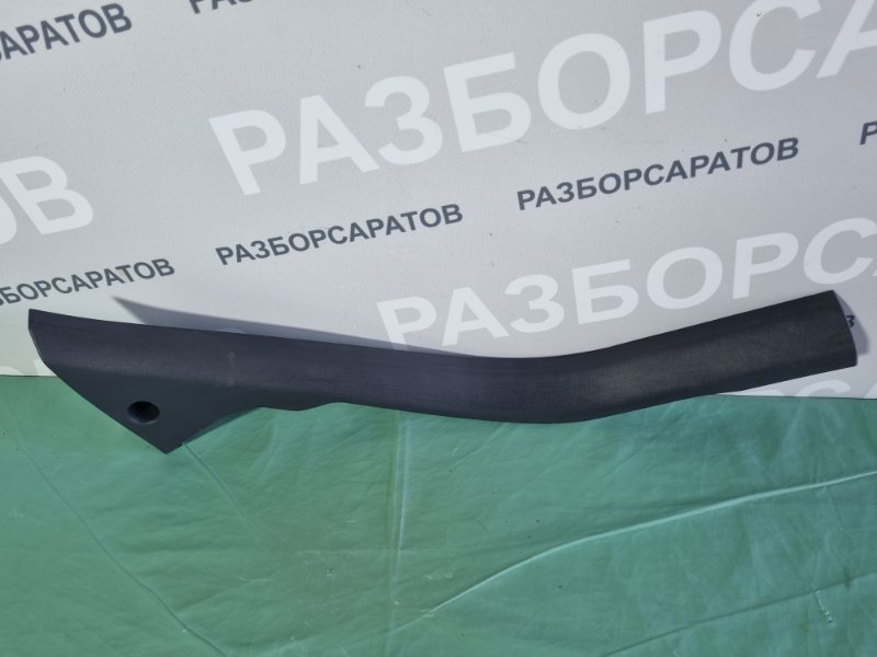 Накладка порогa Ford Kuga 2008