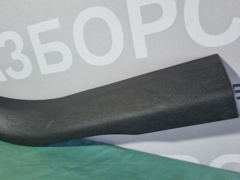 Накладка порогa Ford Kuga 2008