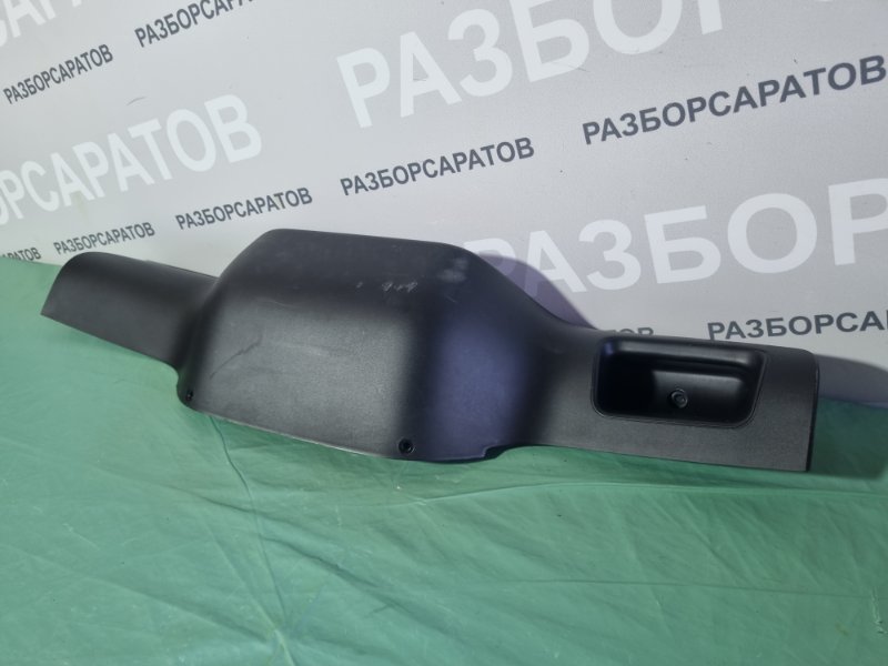 Накладка двери багажника Ford Kuga 2008