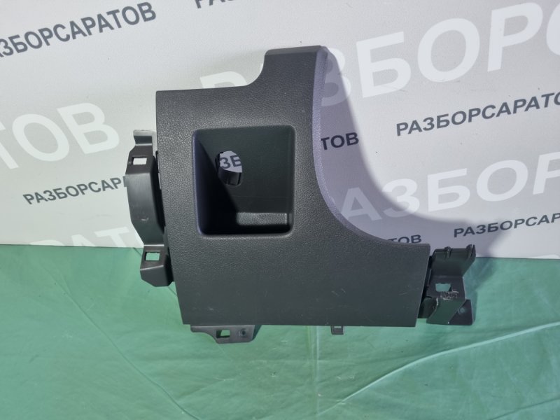 Накладка торпедо Ford Kuga 2008