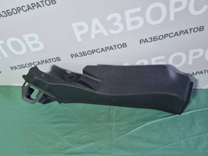 Накладка стойки Ford Kuga 2008