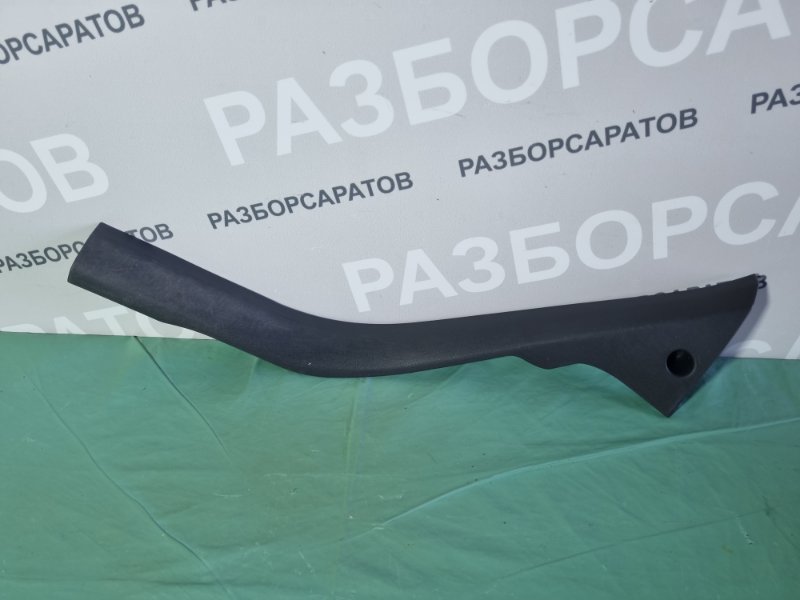 Накладка порогa Ford Kuga 2008