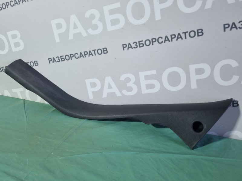 Накладка порогa Ford Kuga 2008