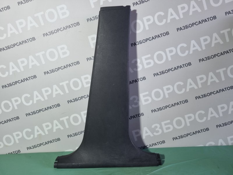 Накладка стойки Ford Kuga 2008