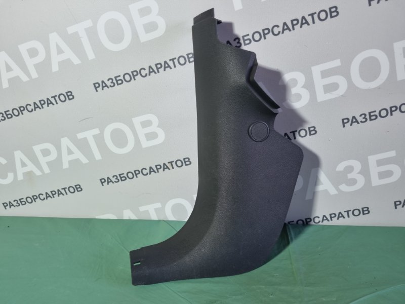 Накладка порогa Ford Kuga 2008