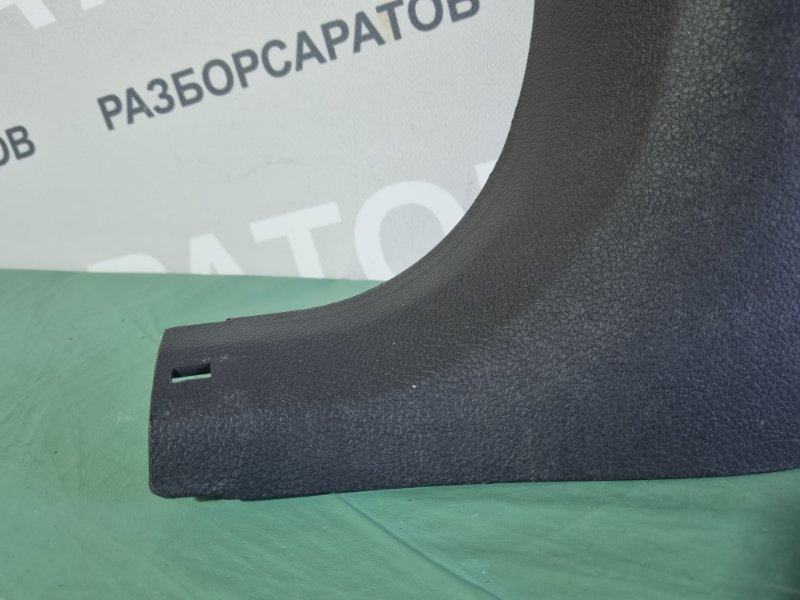 Накладка порогa Ford Kuga 2008