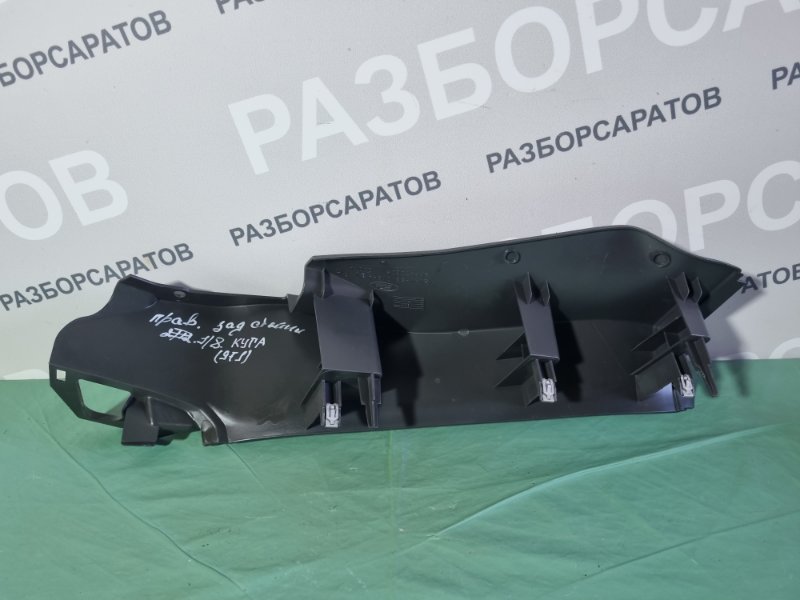 Накладка стойки Ford Kuga 2008