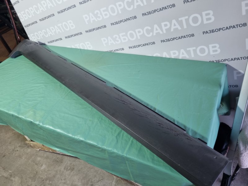 Накладка порога наружная (пластик) Ford Kuga 2008