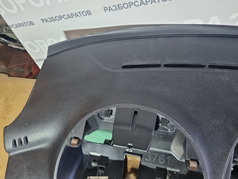 Торпедо Peugeot 206 2004 хэтчбек
