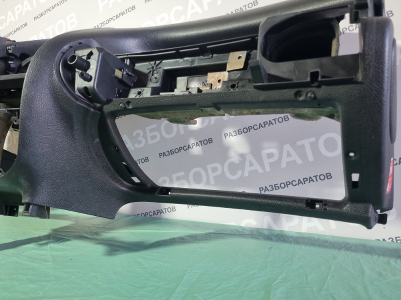Торпедо Peugeot 206 2004 хэтчбек