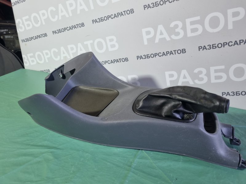 Центральная консоль Hyundai Accent 2008 седан
