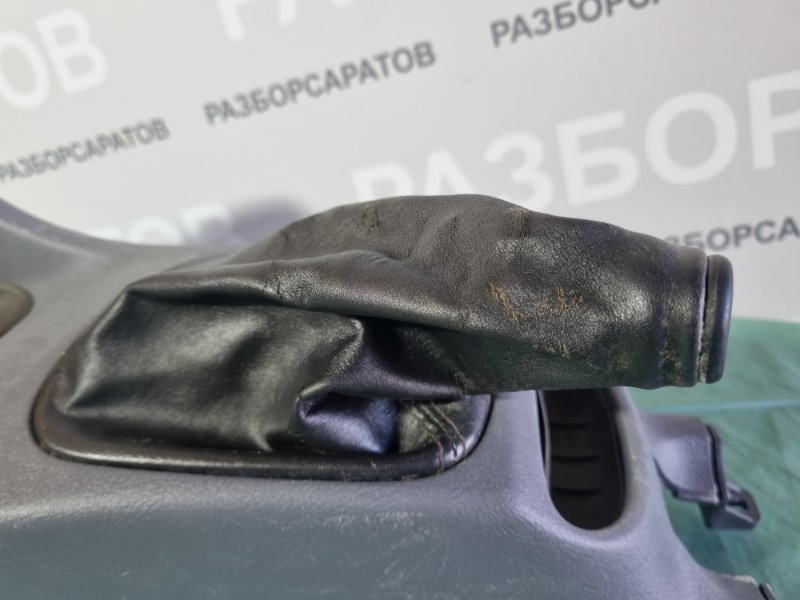 Центральная консоль Hyundai Accent 2008 седан