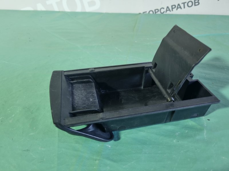 Пепельница Hyundai Accent 2008 седан