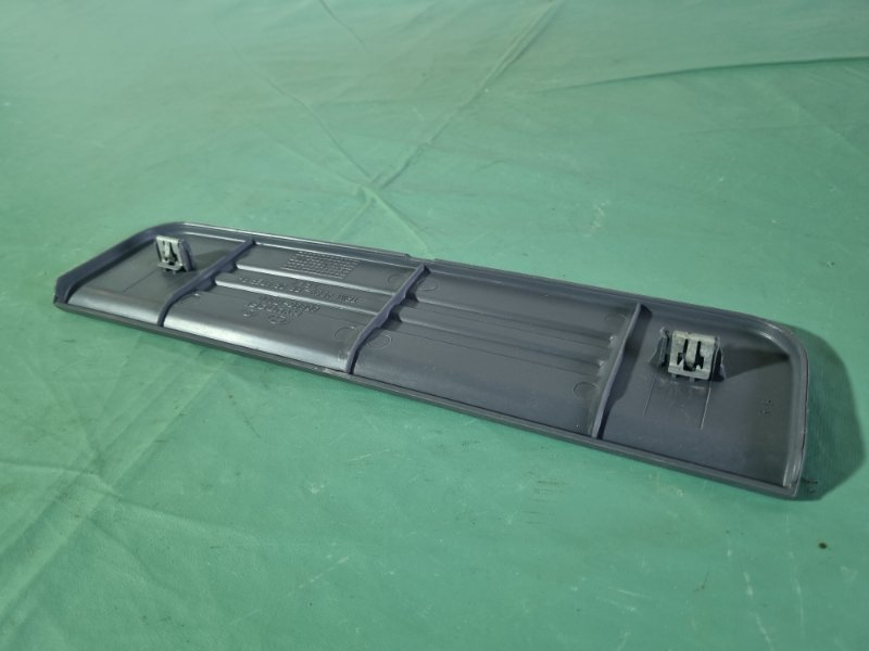 Накладка порогa Hyundai Matrix 2007 универсал