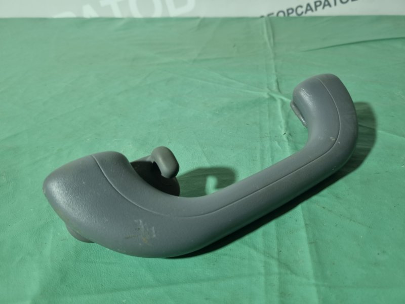 Ручка потолка с крючком Hyundai Matrix 2007 универсал
