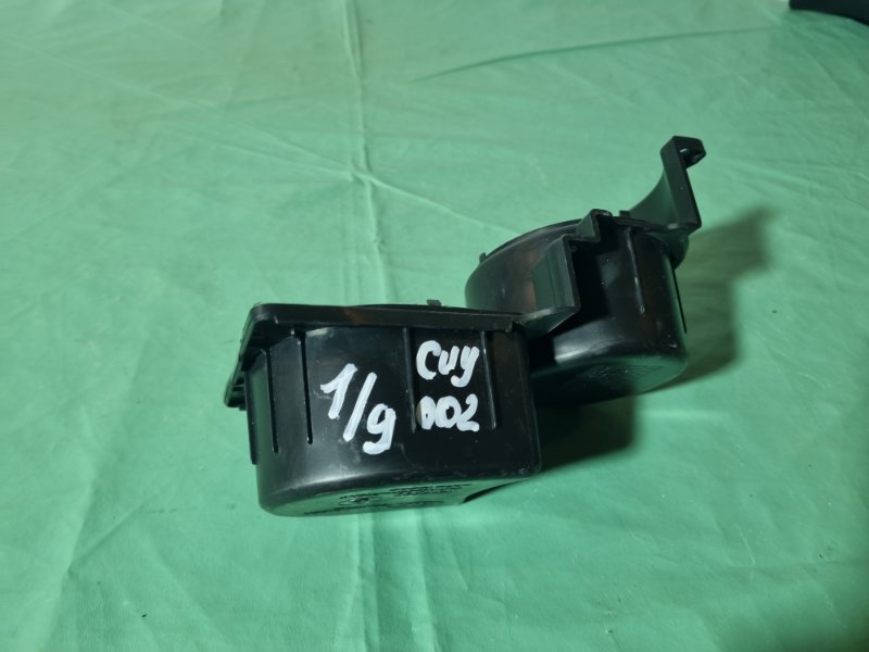 Подстаканник KIA Ceed 2008 хэтчбек