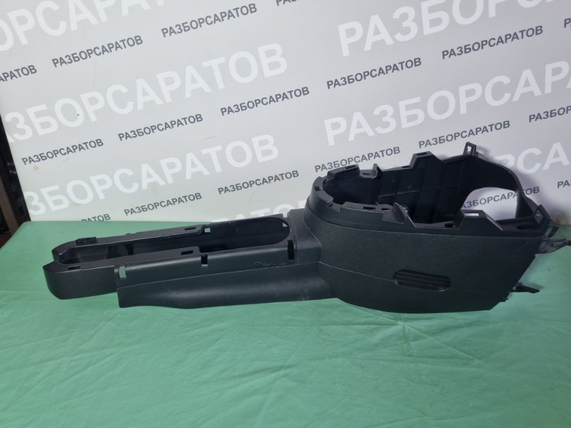 Центральная консоль передняя часть Ford Fiesta 2007 хэтчбек 5 дв.