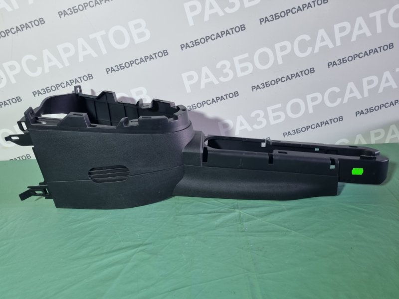 Центральная консоль передняя часть Ford Fiesta 2007 хэтчбек 5 дв.