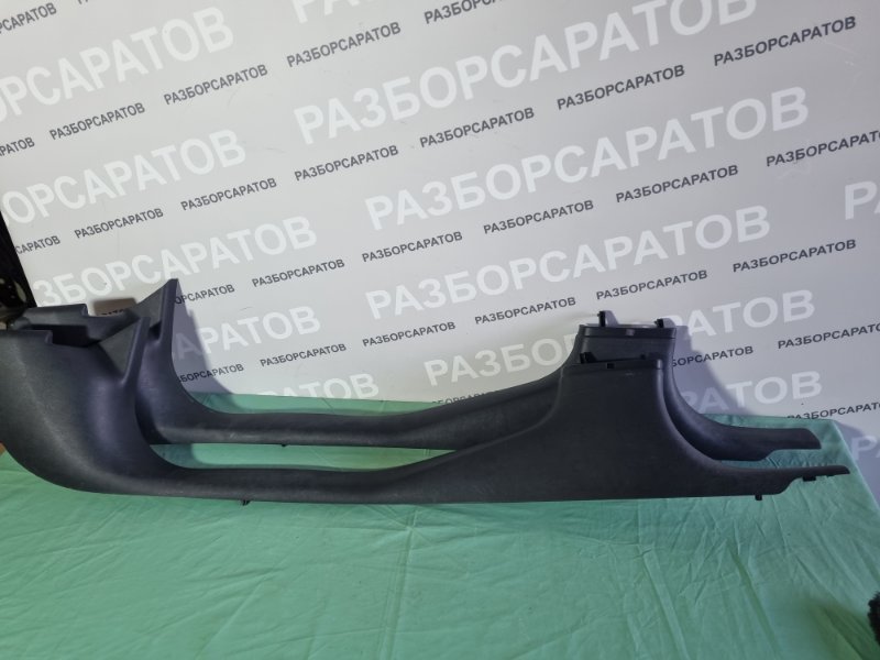Накладка порога внутренняя Ford Fiesta 2007 хэтчбек 5 дв.
