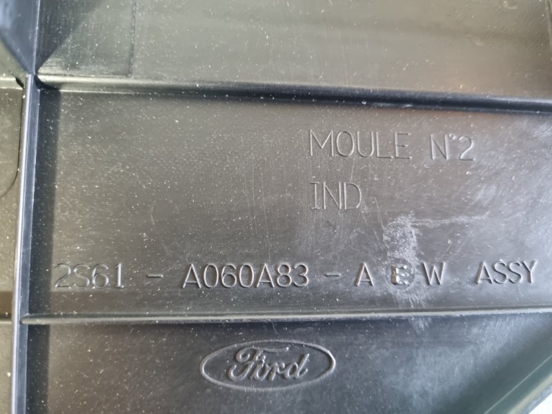 Накладка торпедо Ford Fiesta 2007 хэтчбек 5 дв.