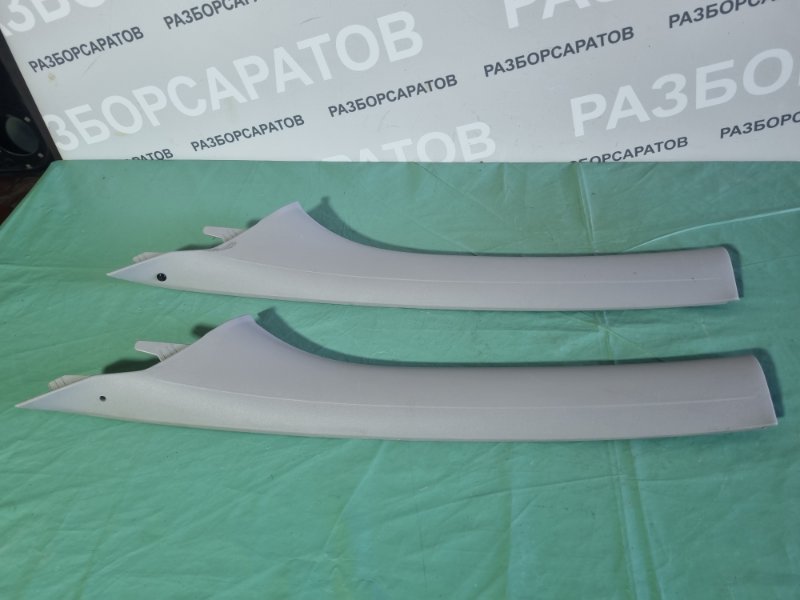 Обшивка стойки Ford Fiesta 2007 хэтчбек 5 дв.
