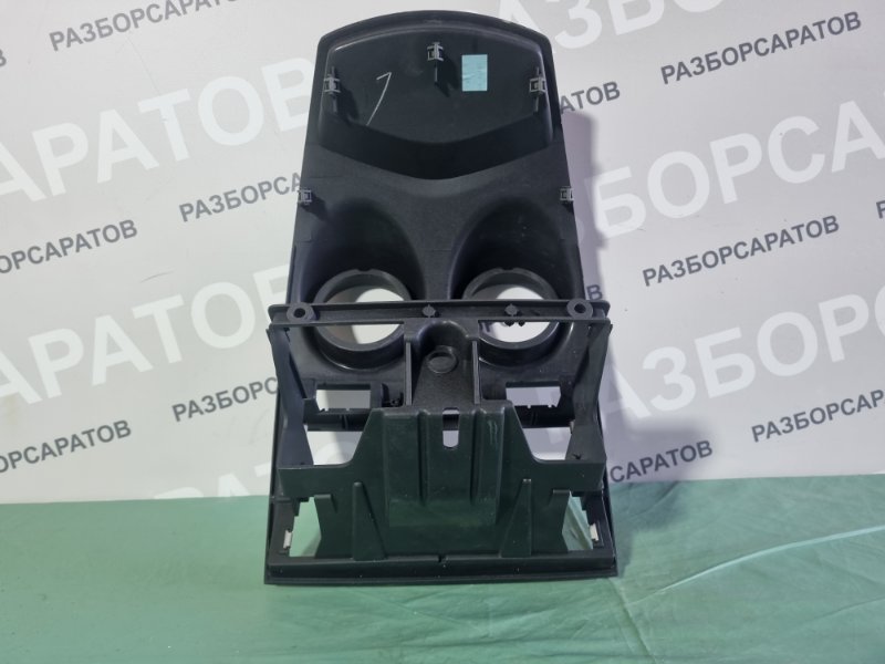 Накладка торпедо Ford Fiesta 2007 хэтчбек 5 дв.