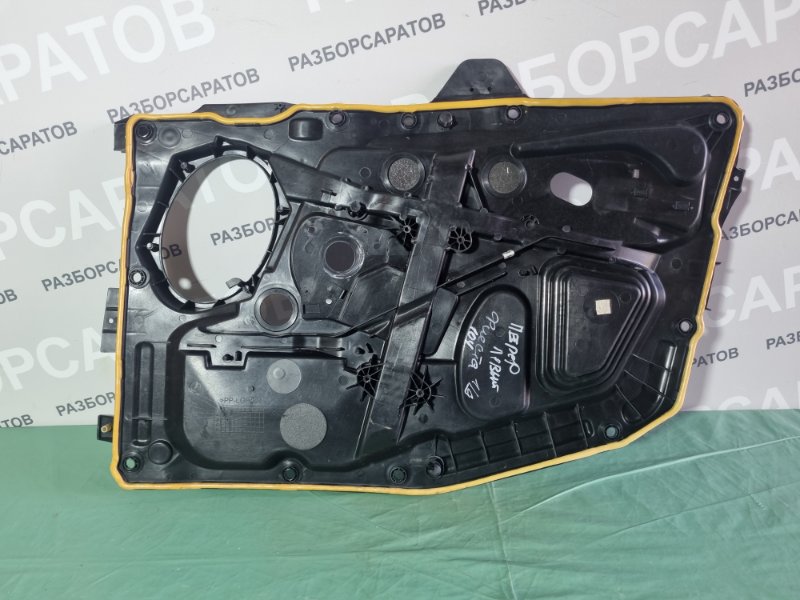 Накладка двери Ford Fiesta 2007 хэтчбек 5 дв.