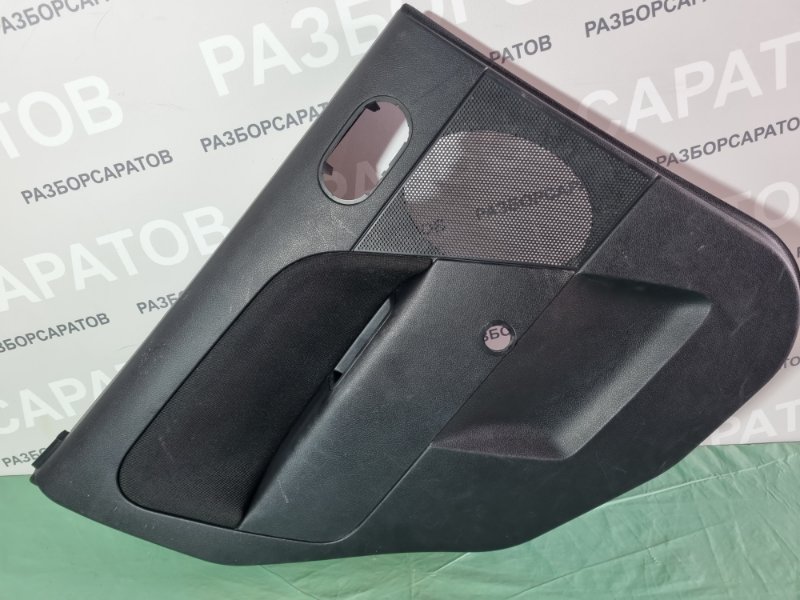 Обшивка двери Ford Fiesta 2007 хэтчбек 5 дв.