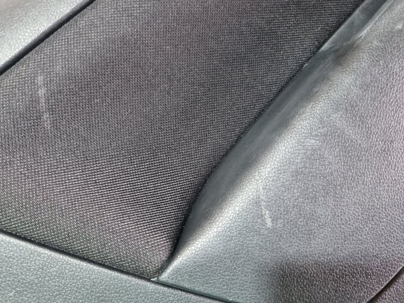 Обшивка двери Ford Fiesta 2007 хэтчбек 5 дв.