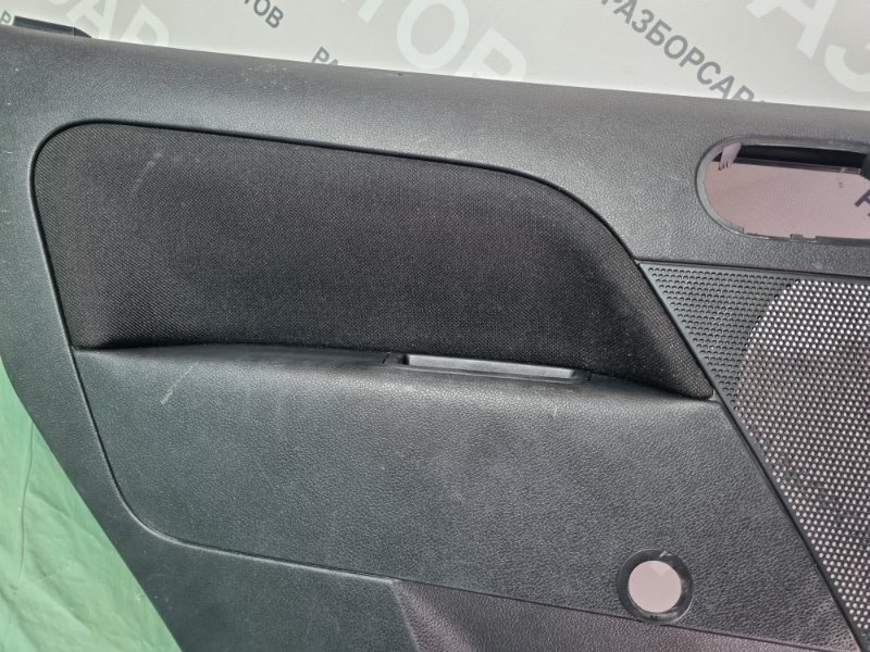 Обшивка двери Ford Fiesta 2007 хэтчбек 5 дв.