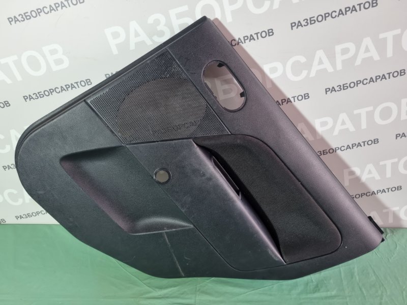 Обшивка двери Ford Fiesta 2007 хэтчбек 5 дв.