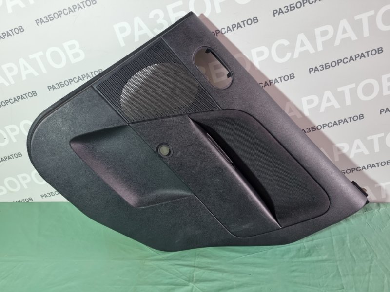 Обшивка двери Ford Fiesta 2007 хэтчбек 5 дв.